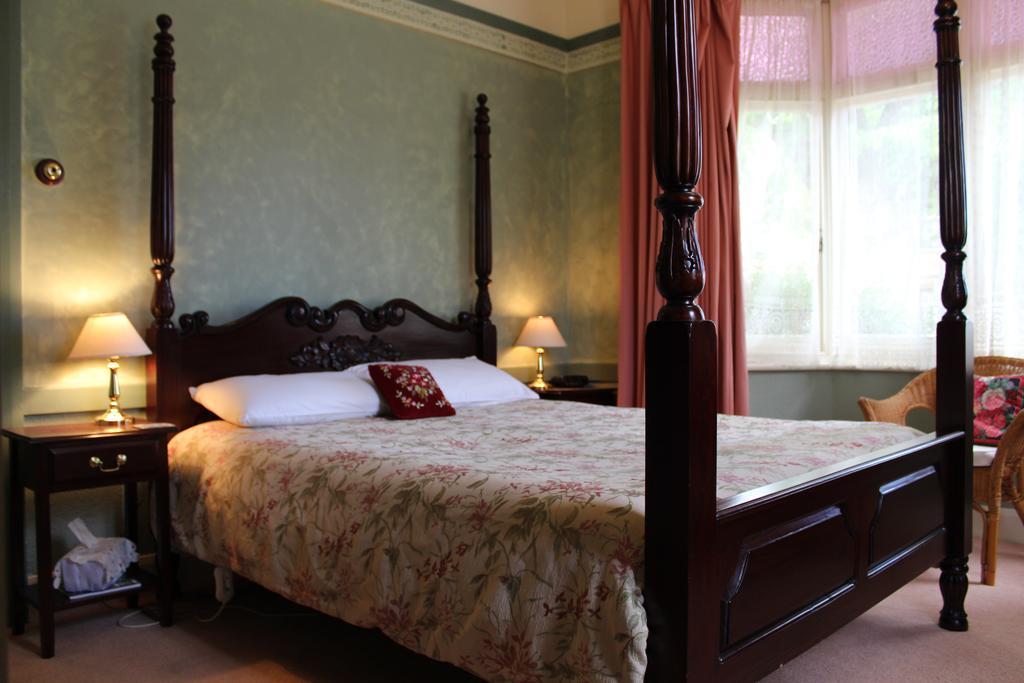 Ross B&B Accommodation Værelse billede